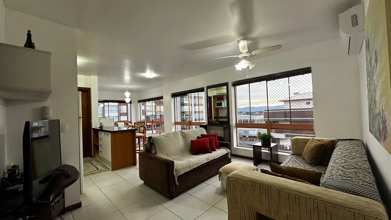 Apartamento de 2 dormitórios sendo 1 suíte - Centro - Capão da Canoa: 1ª foto da galeria de imagens do imóvel