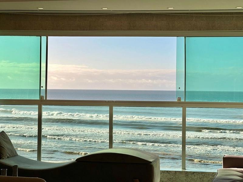 APARTAMENTO COM VISTA INCRÍVEL PARA O MAR: 3ª foto da galeria de imagens do imóvel
