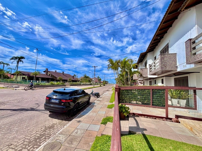 Duplex, 2 Suítes, mobiliado, frente Norte, próximo do mar em Xangri-lá: 20ª foto da galeria de imagens do imóvel
