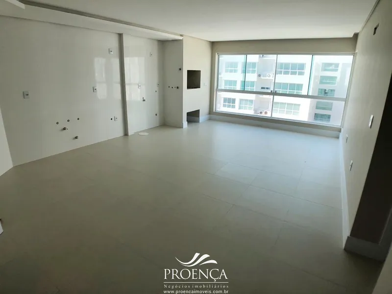 Apartamento 02 dormitórios no Bairro Navegantes, 01 quadra do Mar.: 3ª foto da galeria de imagens do imóvel