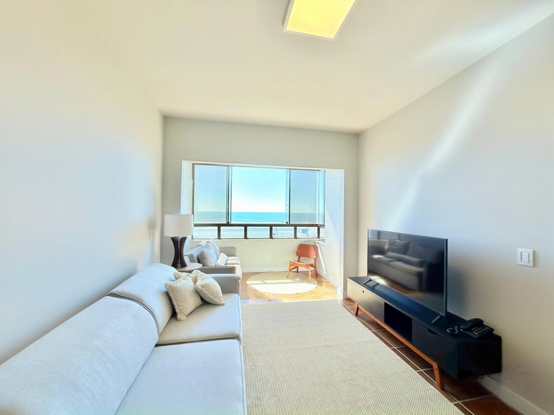 Apartamento Beira Mar 2 dormitório 50m do mar Capão da Canoa Centro: 1ª foto da galeria de imagens do imóvel