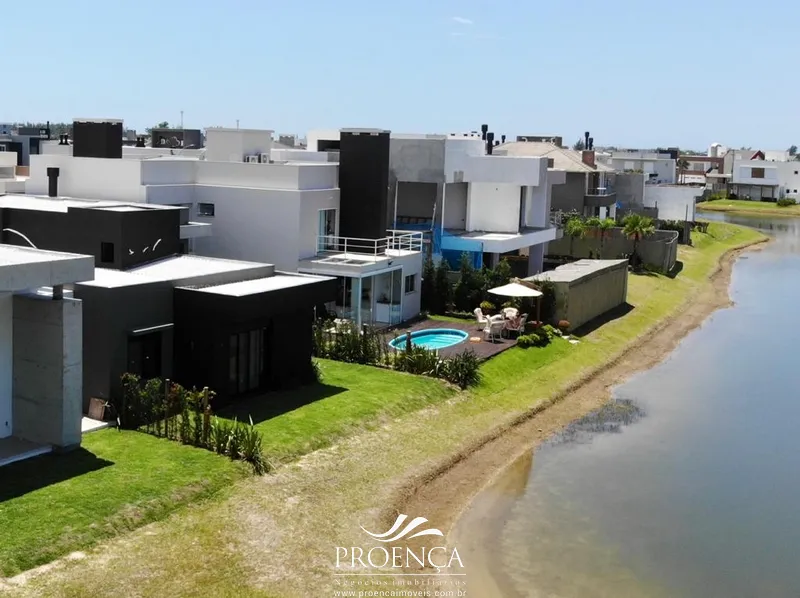 Casa 4 dormitórios no Rivieira Xangri-la: 1ª foto da galeria de imagens do imóvel