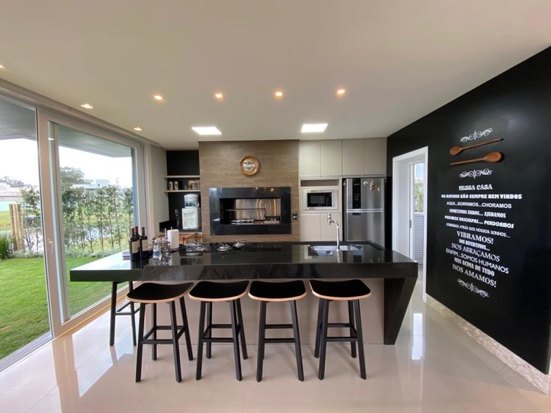 Excelente Sobrado, Beira Lago sendo 5 suítes, Mobiliado e Decorado.: 12ª foto da galeria de imagens do imóvel