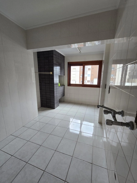Apartamento de frente, 2 dormitórios, Centro de Capão da Canoa.: 10ª foto da galeria de imagens do imóvel