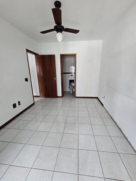 Apartamento de frente, 2 dormitórios, Centro de Capão da Canoa.: 13ª foto da galeria de imagens do imóvel