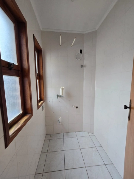Apartamento de frente, 2 dormitórios, Centro de Capão da Canoa.: 14ª foto da galeria de imagens do imóvel