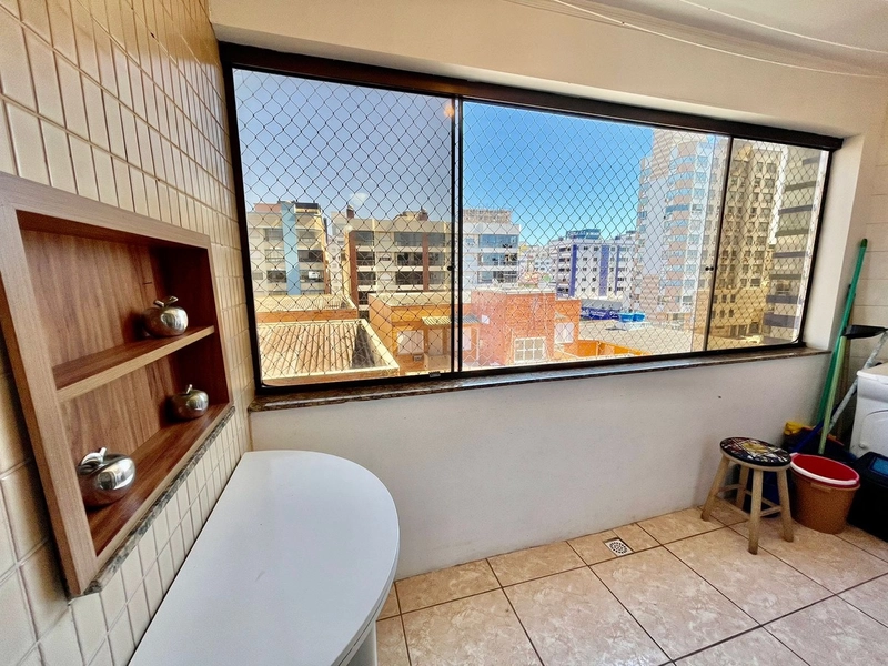 Apartamento 02 dormitórios na Av. Rudá no Centro de Capão da Canoa: 1ª foto da galeria de imagens do imóvel
