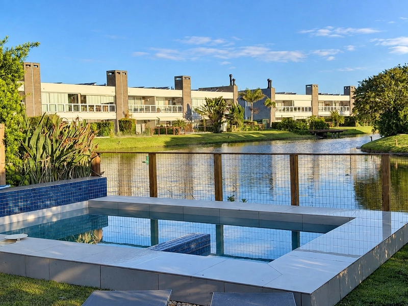 SOBRADO À VENDA EM ATLÂNTIDA! BEIRA-LAGO • PISCINA • 240 M²: 21ª foto da galeria de imagens do imóvel