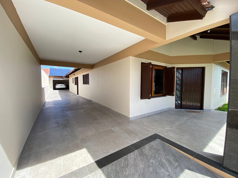 Casas fora de condomínio à venda em Capão da Canoa, Zona Nova: 3ª foto da galeria de imagens do imóvel