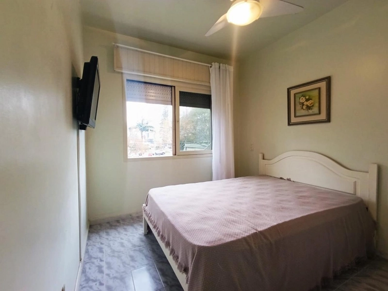 Apartamento de frente, com vista para Praça Flávio Boianovski!: 3ª foto da galeria de imagens do imóvel