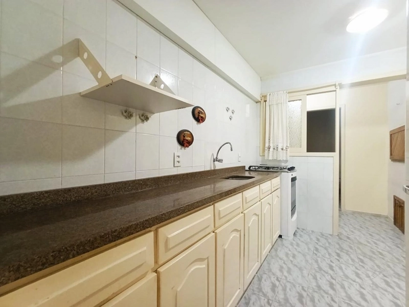 Apartamento de frente, com vista para Praça Flávio Boianovski!: 6ª foto da galeria de imagens do imóvel
