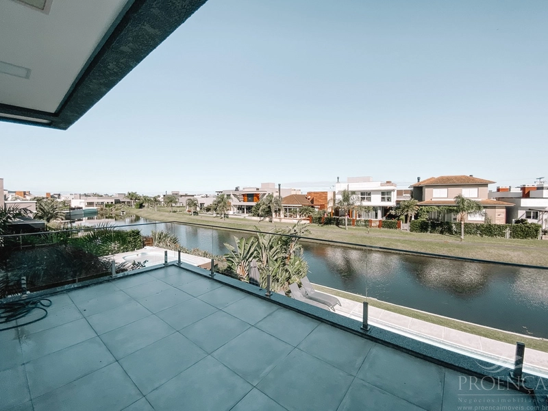 Excelente Sobrado beira lago a venda no Condomínio Sea Coast: 39ª foto da galeria de imagens do imóvel