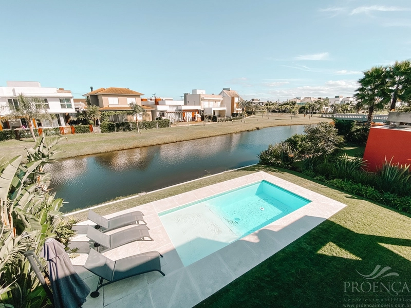 Excelente Sobrado beira lago a venda no Condomínio Sea Coast: 2ª foto da galeria de imagens do imóvel