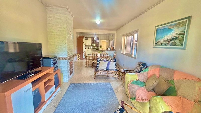 Casa com 2 dormitórios em Centro - Capão da Canoa.: 4ª foto da galeria de imagens do imóvel