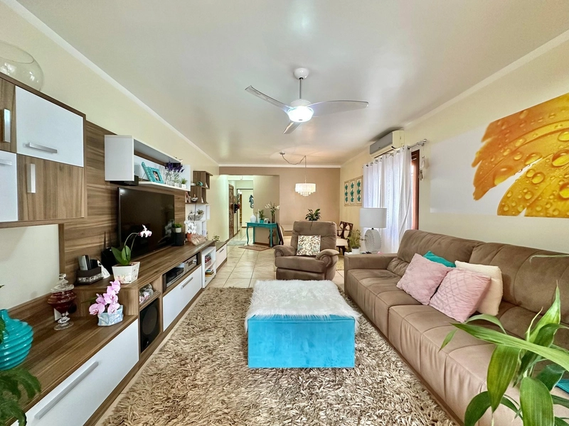 Apartamento de 3 Dormitórios sacada de Frente Capão da Canoa Centro: 11ª foto da galeria de imagens do imóvel