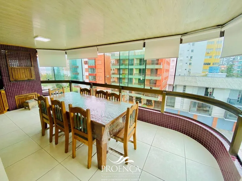 Apartamento 3 dormitórios, frente entre duas Praças Farol e Mini Golf: 3ª foto da galeria de imagens do imóvel