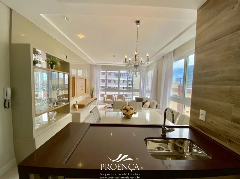 Apartamento 2 dormitórios frente Avenida e vista Mar em 60x: 7ª foto da galeria de imagens do imóvel
