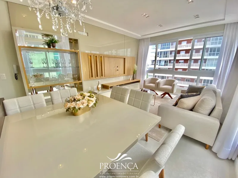 Apartamento 2 dormitórios frente Avenida e vista Mar em 60x: 1ª foto da galeria de imagens do imóvel