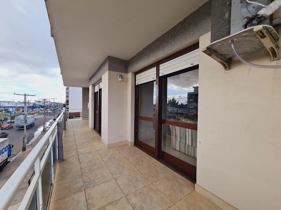 Apartamento de 02 dormitorios, frente, Centro de Capao da Canoa.: 17ª foto da galeria de imagens do imóvel
