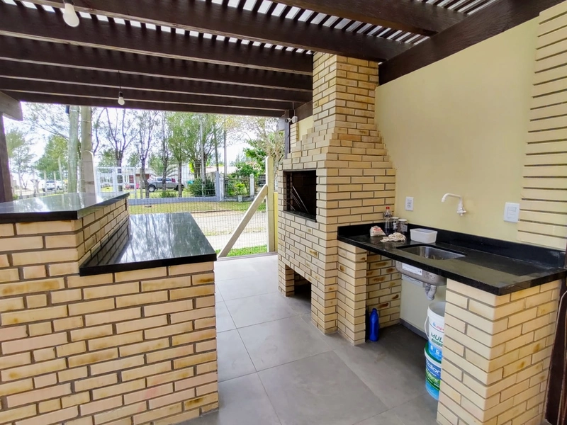 Casa 04 dormitórios  pé na areia, temporada em Capão da Canoa: 19ª foto da galeria de imagens do imóvel
