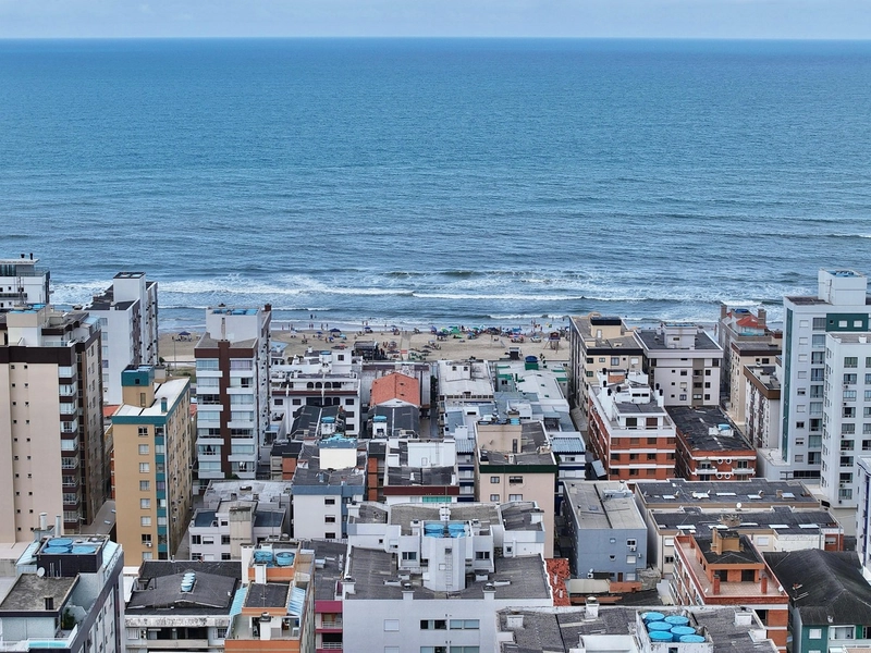 APARTAMENTO ESPAÇOSO,  ANDAR ALTO COM VISTA DO MAR: 35ª foto da galeria de imagens do imóvel