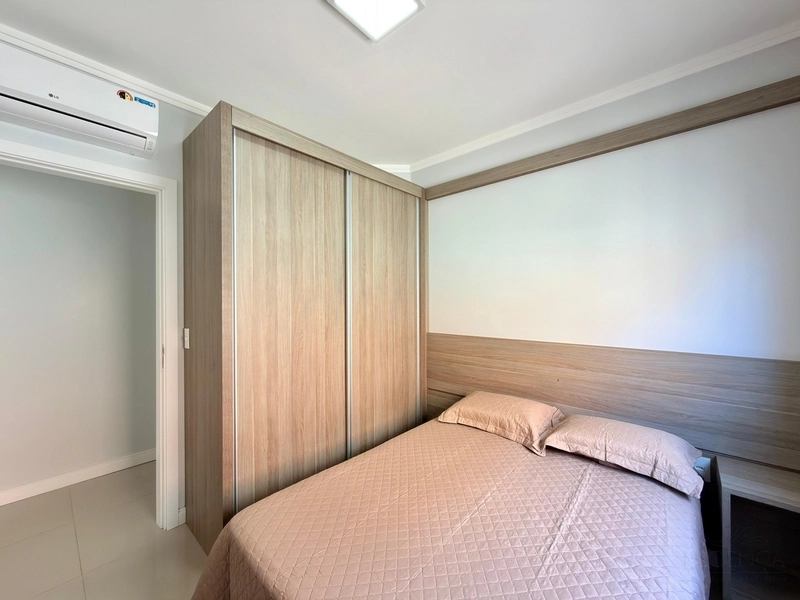 APARTAMENTO ESPAÇOSO,  ANDAR ALTO COM VISTA DO MAR: 29ª foto da galeria de imagens do imóvel
