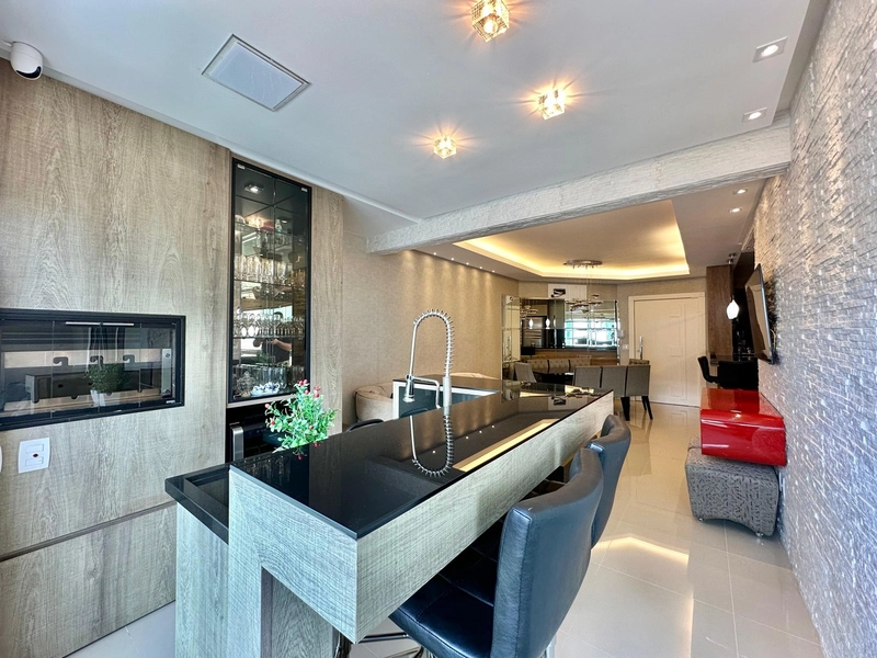 Apartamento de 2 Dormitórios com vista mar: 5ª foto da galeria de imagens do imóvel