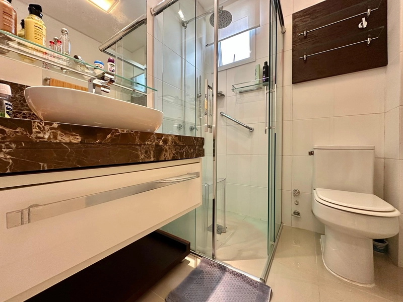 Apartamento de 2 Dormitórios com vista mar: 3ª foto da galeria de imagens do imóvel