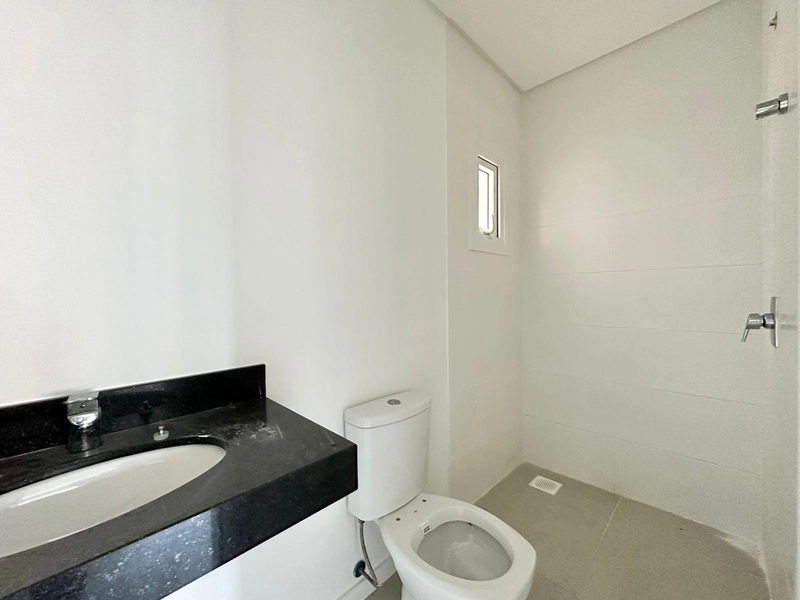 Apartamento 2 dormitórios junto a Praça Flávio Boianovski: 2ª foto da galeria de imagens do imóvel