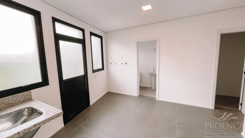 Casa a Venda4 suítes, 2 vagas no Condomínio Green Village.: 10ª foto da galeria de imagens do imóvel