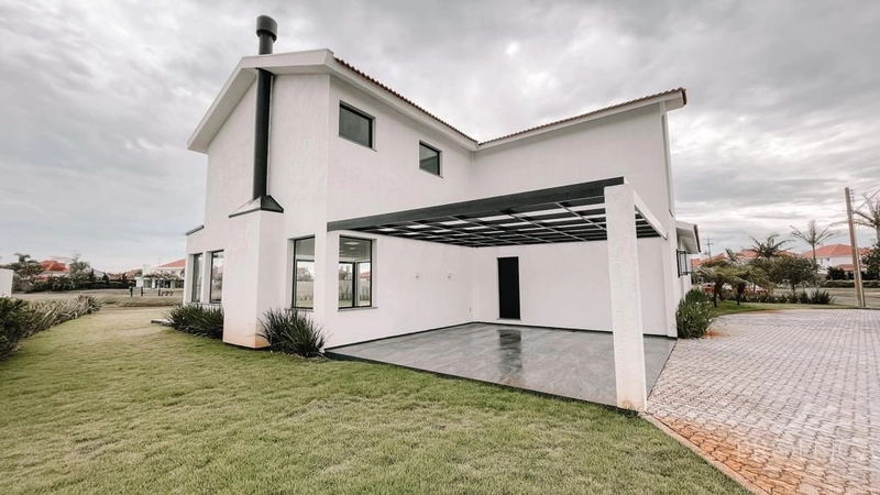 Casa a Venda4 suítes, 2 vagas no Condomínio Green Village.: 2ª foto da galeria de imagens do imóvel