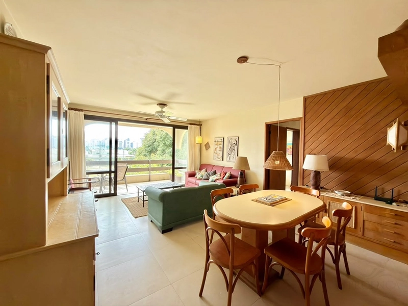 APARTAMENTO À VENDA EM ATLÂNTIDA! 100 M² • VISTA PARA ÁREA VERDE • PRÓXIMO AO MAR: 7ª foto da galeria de imagens do imóvel