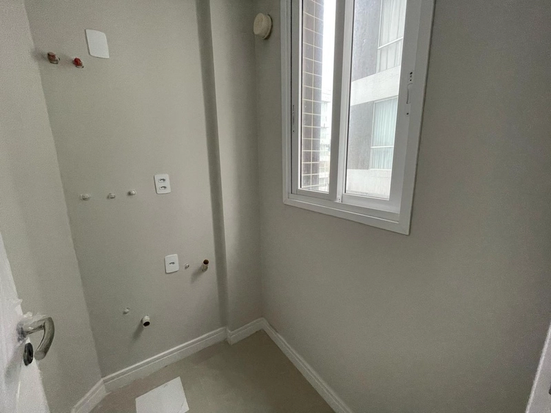 APARTAMENTO DE FRENTE - NAVEGANTES - CAPÃO DA CANOA: 3ª foto da galeria de imagens do imóvel