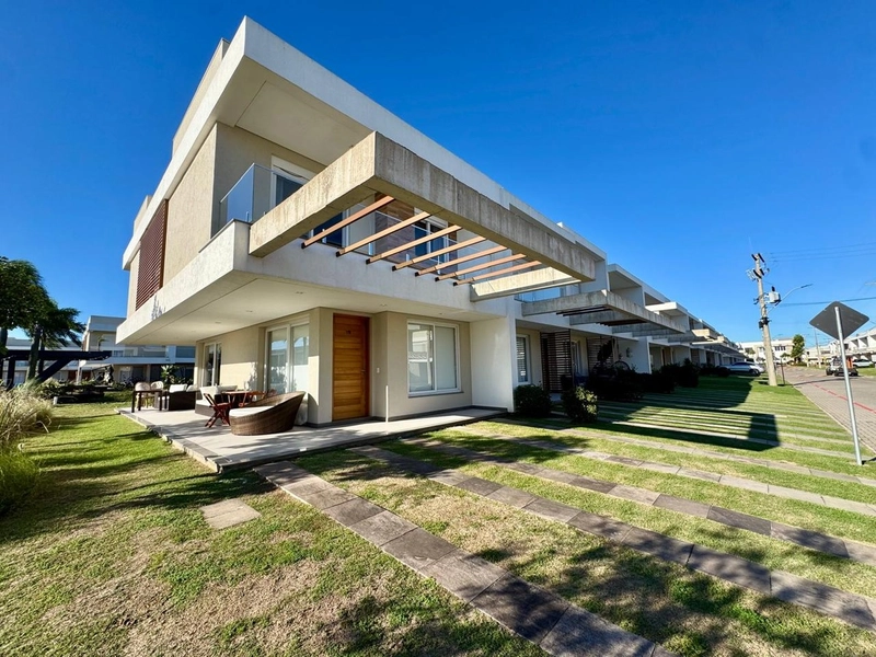 Casa 4 Dormitórios no Condomínio Murano Resort em Capão da Canoa: 1ª foto da galeria de imagens do imóvel