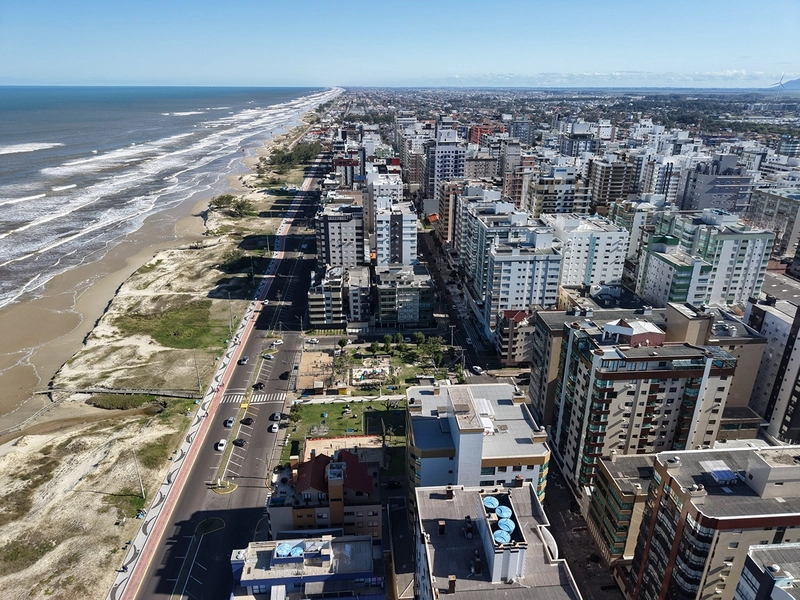 Cobertura com piscina e vista para o mar, em Capão da Canoa: 40ª foto da galeria de imagens do imóvel