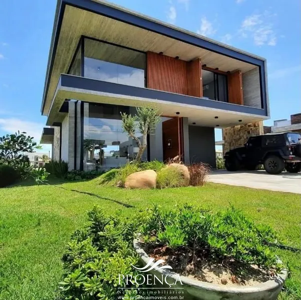 Sobrado 4 suítes, Beira Lago Mobiliado e Decorado.: 1ª foto da galeria de imagens do imóvel