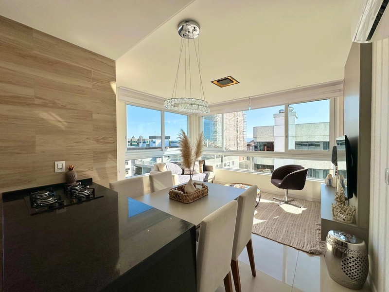 Apartamento 2 dormitórios no Centro! Prédio Imponente!: 5ª foto da galeria de imagens do imóvel