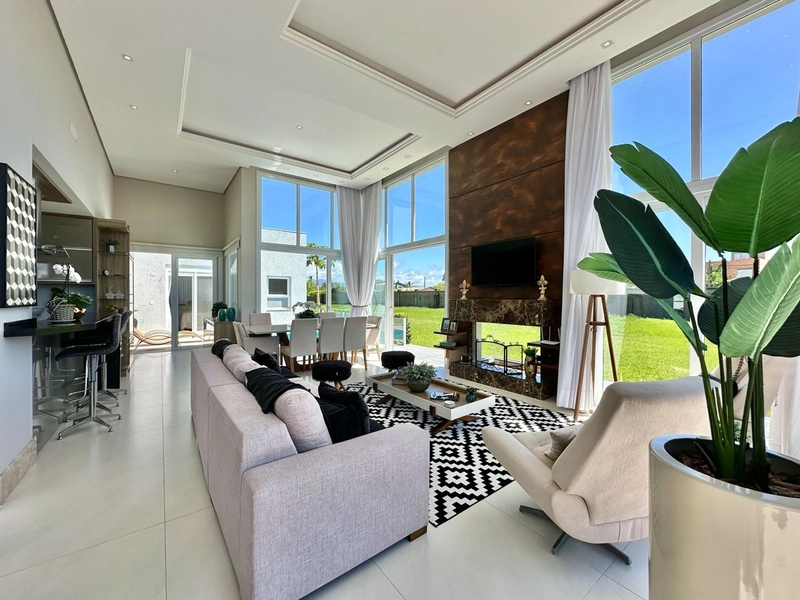Casa térrea, sendo 4 suítes. Mobiliada e Decorada: 11ª foto da galeria de imagens do imóvel