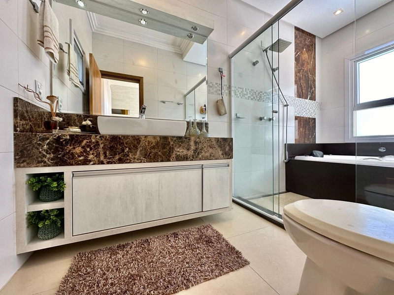 Casa térrea, sendo 4 suítes. Mobiliada e Decorada: 14ª foto da galeria de imagens do imóvel