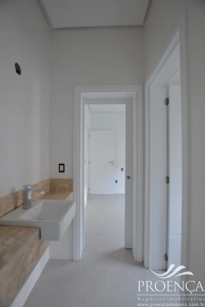 Casa em condomínio fechado com 4 suítes em Xangri-lá: 9ª foto da galeria de imagens do imóvel