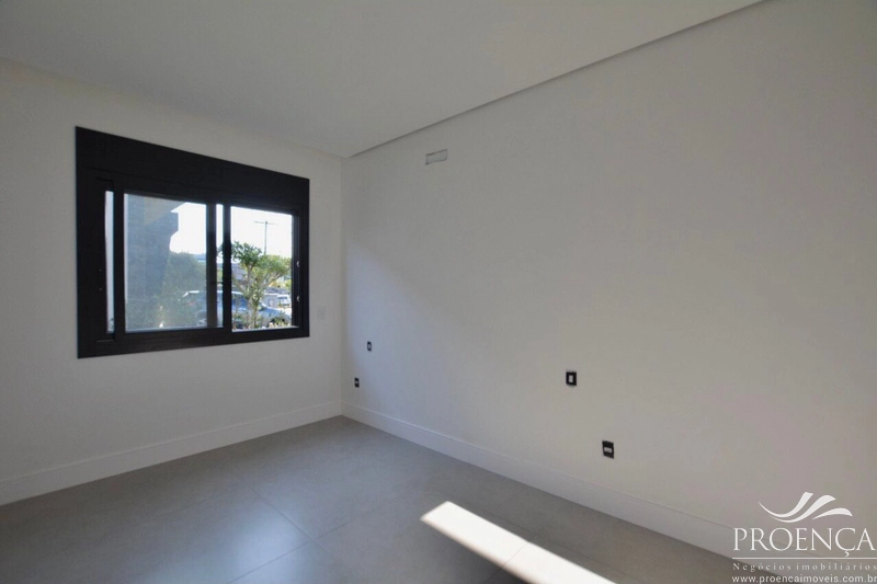 Casa em condomínio fechado com 4 suítes em Xangri-lá: 7ª foto da galeria de imagens do imóvel
