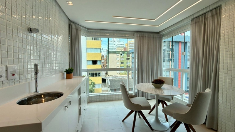 Apartamento 03 dormitórios no Centro de Capão da Canoa: 1ª foto da galeria de imagens do imóvel