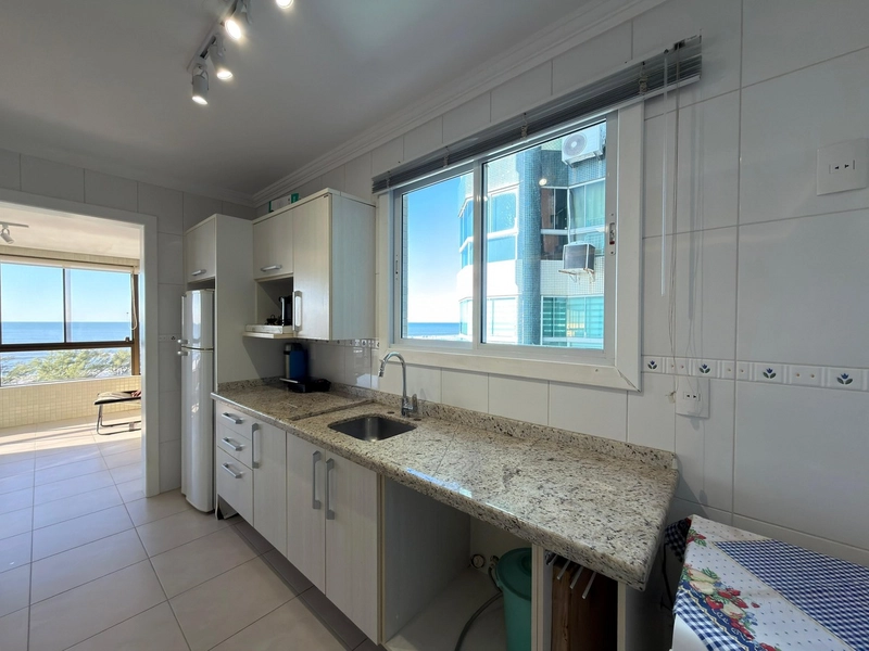 APARTAMENTO À BEIRA MAR !  COM VISTA INCRÍVEL PARA O MAR!: 16ª foto da galeria de imagens do imóvel