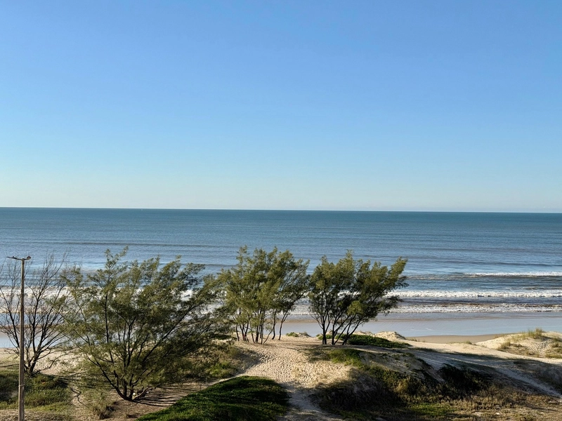 APARTAMENTO À BEIRA MAR !  COM VISTA INCRÍVEL PARA O MAR!: 20ª foto da galeria de imagens do imóvel