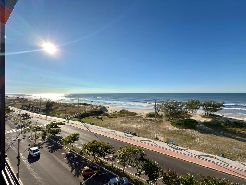 APARTAMENTO À BEIRA MAR !  COM VISTA INCRÍVEL PARA O MAR!: 3ª foto da galeria de imagens do imóvel