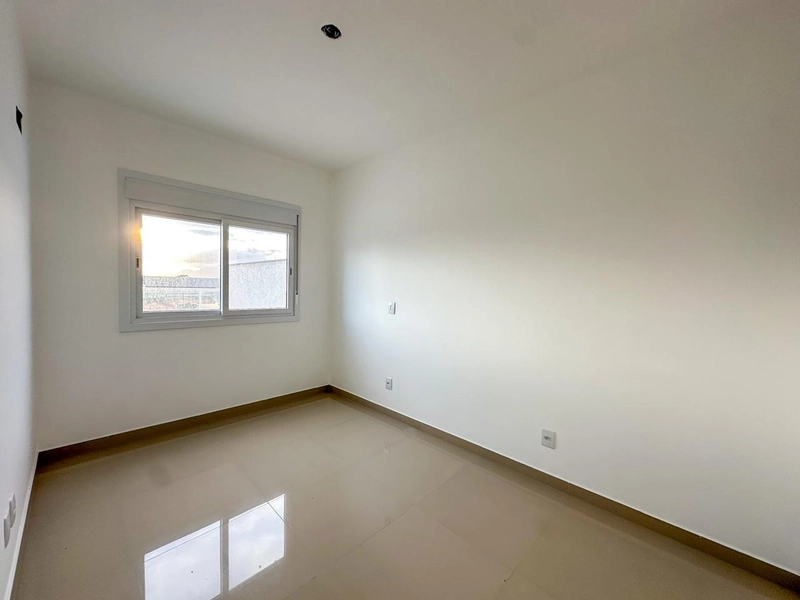 Apartamento 02 dormitórios/suíte  com Terraço - Capão da canoa: 11ª foto da galeria de imagens do imóvel