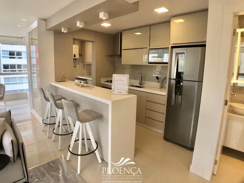 Apartamento 2 dormitórios frente Avenida e Vista Mar: 3ª foto da galeria de imagens do imóvel