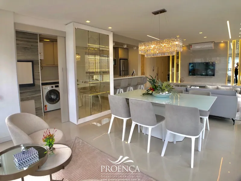 Apartamento 2 dormitórios frente Avenida e Vista Mar: 17ª foto da galeria de imagens do imóvel