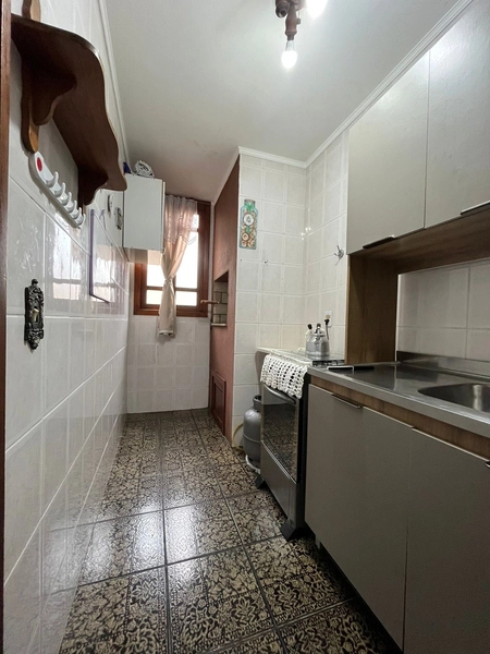 APARTAMENTO 01 DORMITÓRIO MOBILIADO - CAPÃO DA CANOA: 2ª foto da galeria de imagens do imóvel