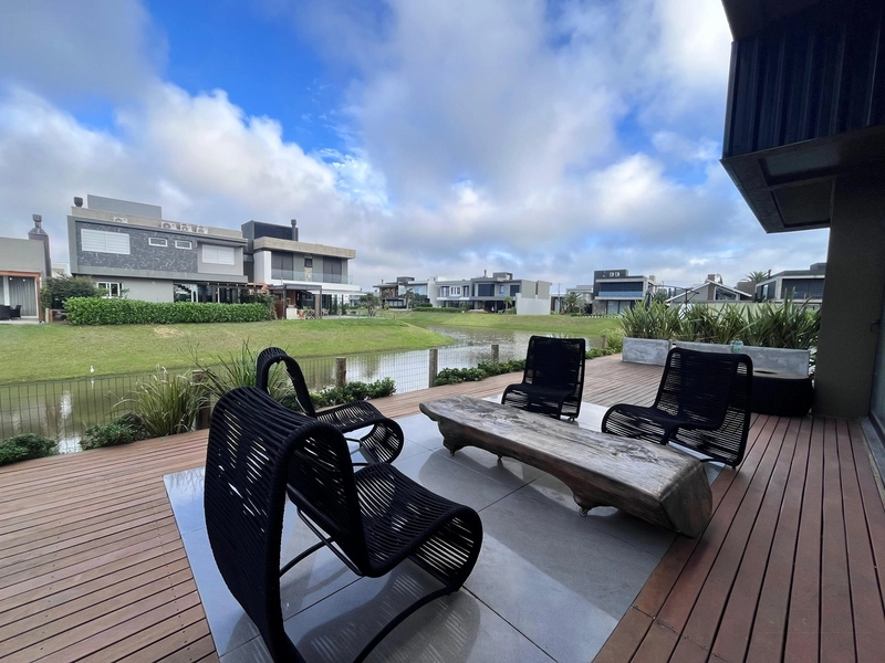 SOBRADO BEIRA DE LAGO CONDOMINIO FECHADO CAPÃO ILHAS RESORT: 49ª foto da galeria de imagens do imóvel